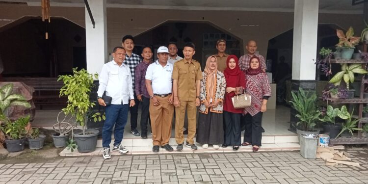 Kunker ke Trusmi, Komisi I DPRD Kabupaten Cirebon Bahas Pengelolaan Desa Wisata