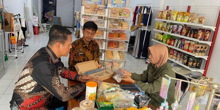 Bangun Kemandirian, Lapas Kuningan Buka Akses Pasar Produk Warga Binaan