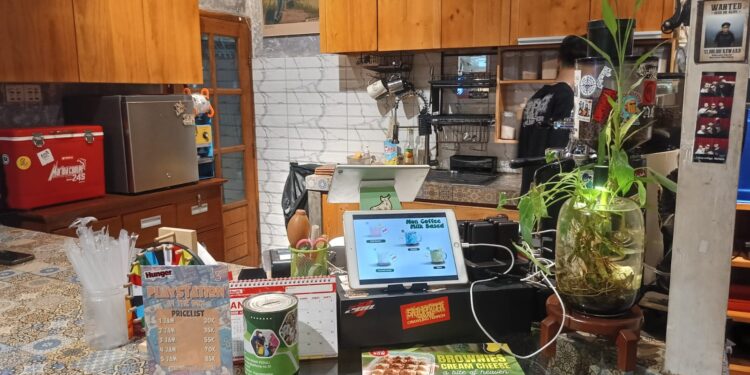 Kedai 1/3 Malam Hadir di Cigugur, Usung Konsep Garden Cafe Favorit Anak Muda