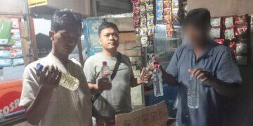 Razia Pekat Digencarkan, Polresta Cirebon Sikat 451 Botol Miras dari Warung-warung Nakal