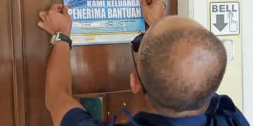 Penempelan Stiker di Rumah Penerima Bansos Bentuk Transparansi, Agar Bantuan Tepat Sasaran