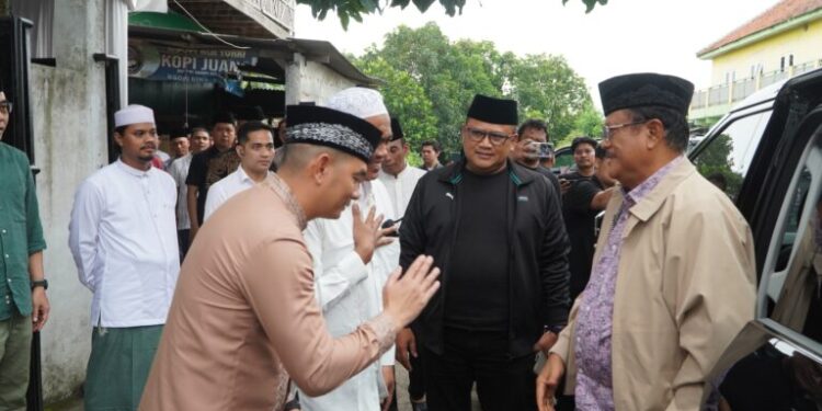 Wakapolda Jabar Hadiri Peletakan Batu Pertama Pesantren dan Masjid di Kota Cirebon 