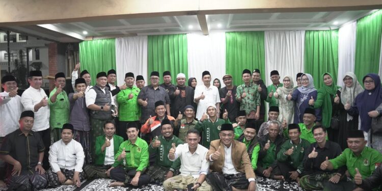 Safari Ramadan, Waketum PPP Agus Suparmanto Kunjungi Sejumlah Pesantren 
