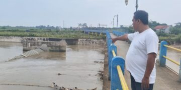 Bendungan Karet Tawangsari Rusak, Warga Khawatir Air Laut Masuk Saat Kemarau