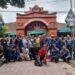 Sambut Ramadan, Damkar Kota Cirebon Bebersih Masjid Agung