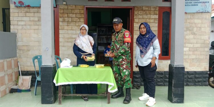 Pendampingan Distribusi MBG Kelompok B3 di Posyandu Flamboyan