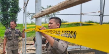 Diduga Belum Kantongi Izin, Tower Milik PT Protelindo Disegel Satpol PP