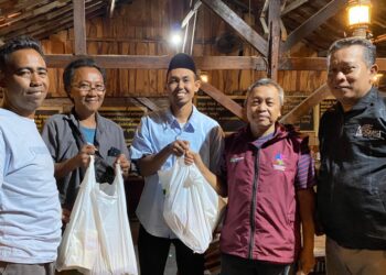Sambut HUT ke-9, SMSI Kota Cirebon Berbagi Paket Sembako dan Buka Puasa Bersama