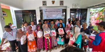 PT. Chinli Gelar Donasi Sembako di Desa Damarguna.