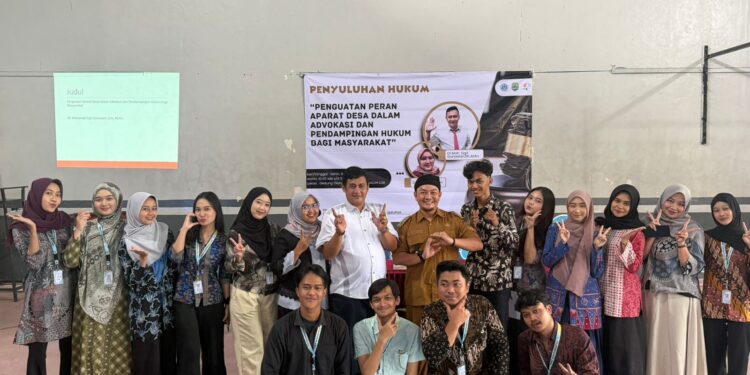 Tim KKN UGJ Gelar Penyuluhan dan Sosialisasi bagi Perangkat Desa Rajagaluh Lor, Majalengka 