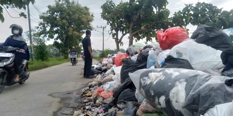 TPSS di Bumi Asri Dawuan Dikeluhkan Warga, Sampah Diduga dari Luar Komplek Meluber