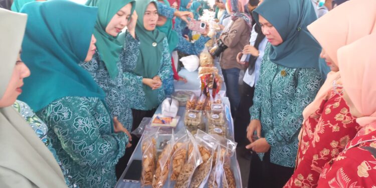 TP PKK dan Dharma Wanita Kabupaten Majalengka Gelar Bazar Ramadhan 