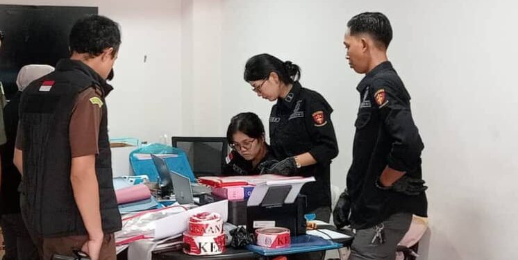 Usut Dugaan Korupsi Dana Hibah, Kejari Majalengka Geledah Kantor KONI