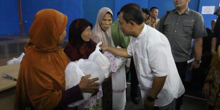 Operasi Pasar Murah Digelar, Ribuan Paket Sembako Bersubsidi Disalurkan ke Warga
