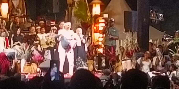 Kisah Buruh Tani Menghidupi Orang Tua Sentuh Hati Dedi Mulyadi, Mak Casti Dapat Bantuan Rp61 Juta