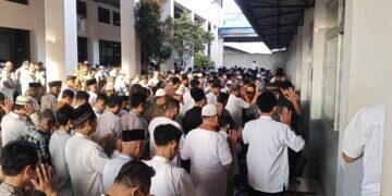 Ribuan Jemaah Padati Salat Id PCM Lemahabang, Momentum Perkuat Ukhuwah