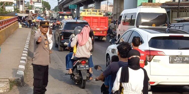 Dampak One Way, Arus Balik di Pantura Gebang Padat Merayap
