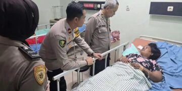 Polisi Datangi RSUD Cideres Bantu Pemulihan Trauma Korban Kecelakaan Maut