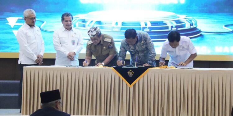 Pemkab Cirebon Serahkan LKPD 2025 ke BPK, Targetkan WTP Kembali