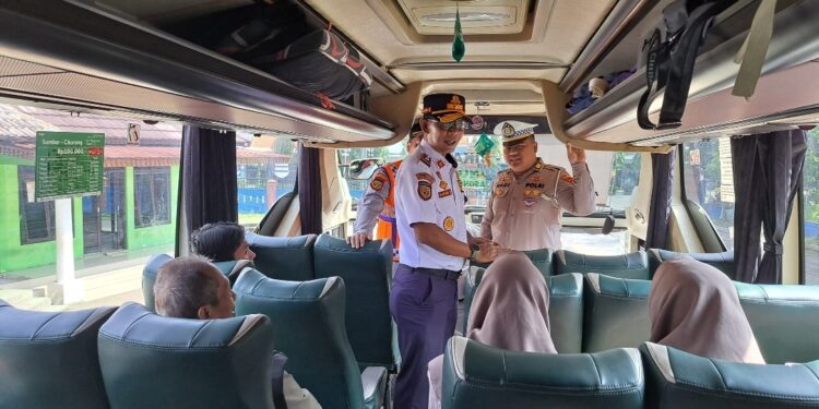 Jelang Mudik Lebaran 2026, Dishub Kabupaten Cirebon Cek Kelayakan Bus di Sejumlah Garasi