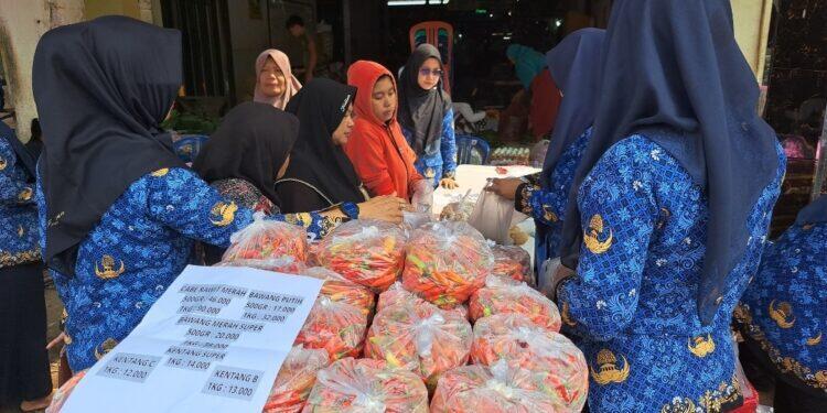 Harga Cabai Rawit Tembus Rp120 Ribu, Pemkab Cirebon dan BI Gelar Operasi Pasar