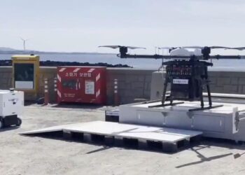 Korea Uji Coba Pengiriman Ayam Goreng Menggunakan Drone-Robot di Pulau Terpendil