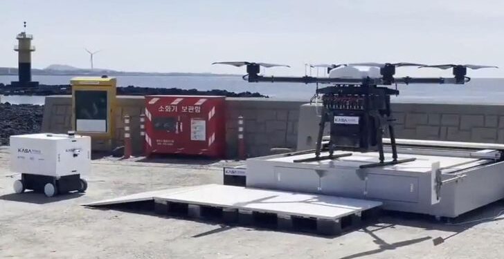 Korea Uji Coba Pengiriman Ayam Goreng Menggunakan Drone-Robot di Pulau Terpendil