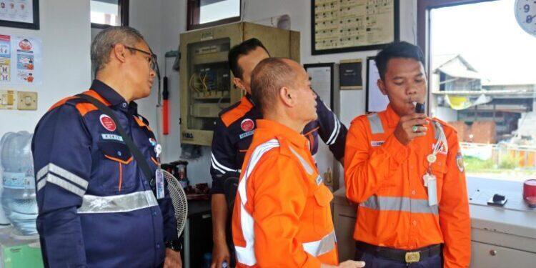 Daop 3 Cirebon Tes Narkoba Kepada Petugas Operasional