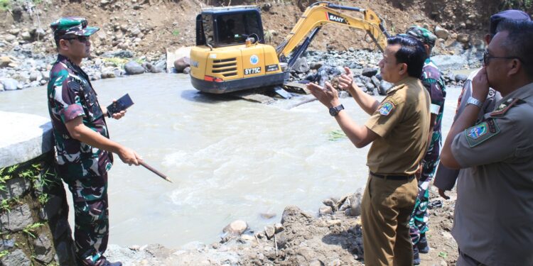 Wabup Majalengka Hadiri Pembangunan Jembatan Garuda TNI 