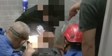 Cincin Tersangkut di Alat Vital, Pria Kuningan Dievakuasi Damkar