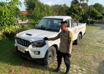 Tiga Santriwati Ponpes Al-Urwatul Wutsqo Indramayu Tertabrak Mobil Pikap Koperasi Merah Putih