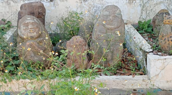 SITUS BATU Semar yang ada di Kelurahan Pejambon, Kabupaten Cirebon.*
