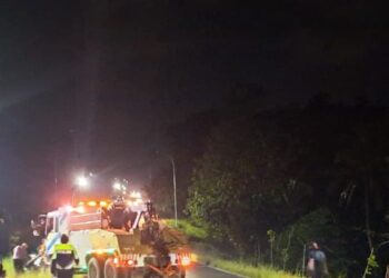 Nyalip di Tikungan, Fortuner Terjun ke Jurang di Kuningan, Satu Tewas