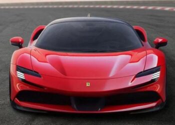 Guru Honorer di Kuningan Kaget, Namanya Dicatut untuk Pembelian Ferrari Rp4,2 Miliar