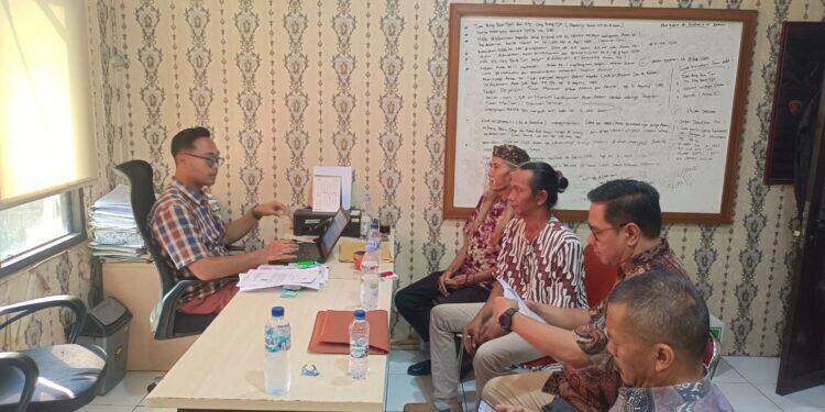Wali Kota Cirebon Dilaporkan ke Polisi Setelah Bongkar Jembatan dan Rel KA Zaman Belanda 