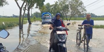 Banjir Genangi Jalan Ki Jatira Susukan, Lalu Lintas Buka-Tutup