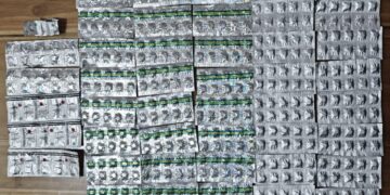 Polresta Cirebon Tangkap Pengedar Obat Keras Ilegal, Ratusan Pil Disembunyikan di Kardus Setrika