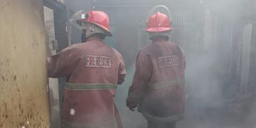 Dua Rumah Terbakar di Plumbon Cirebon, Diduga Akibat Korsleting Kipas Angin