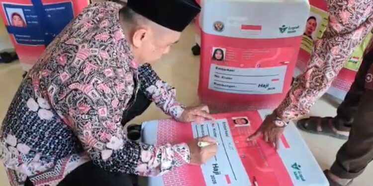 445 Koper Jemaah Haji Indramayu Mulai Dikumpulkan, Siap Diberangkatkan ke Asrama Haji
