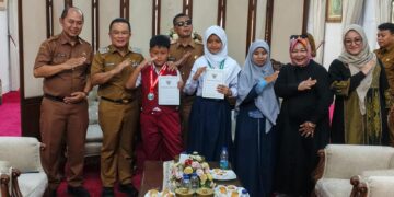 Bupati Kuningan Apresiasi Dua Pelajar Peraih Medali Olimpiade Internasional