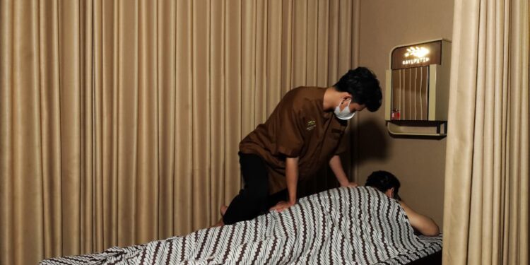 Kayuputih Family Reflexology