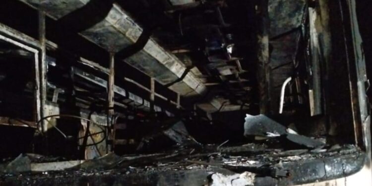 Gudang Rongsok di Panguragan Terbakar, Dua Bus Bekas Hangus Dilalap Api