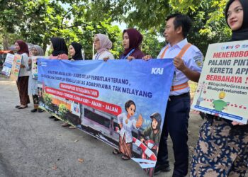 Daop 3 Cirebon Sosialisasi Anti Pelecehan Seksual dan Disiplin di Perlintasan Sebidang