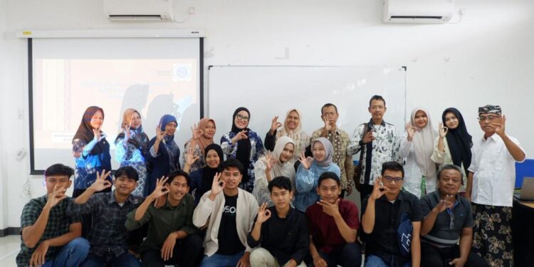 ITB Perkuat Daya Saing UMKM Batik Ciwaringin melalui Branding Naratif dan Integrasi Marketplace Global