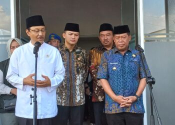 Penempelan Striker Penerima Bansos di Majalengka Diapresiasi Mensos RI