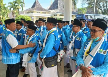 Bupati Majalengka Lepas 437 Jemaah Haji Kloter Pertama