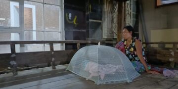 Ibu dan Bayi Tinggal di Gazebo, Bertahan dari Bantuan MBG