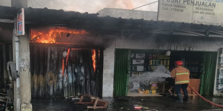 Rumah Sekaligus Bengkel di Gunungjati Terbakar, Dua Motor dan Peralatan Usaha Ludes
