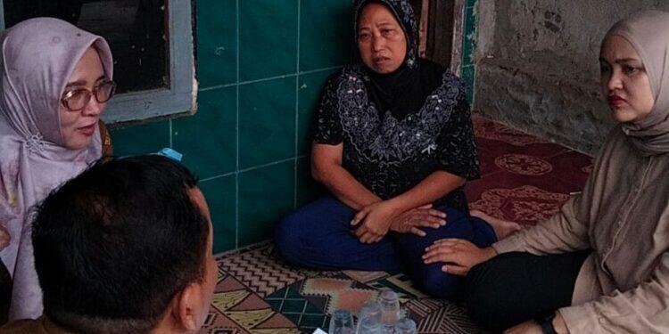Ketua DPRD Cirebon Sambangi Rumah Duka Tukang Becak, Pastikan Keluarga Dapat Bantuan
