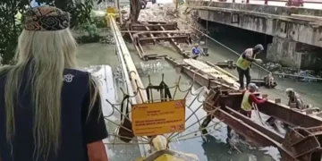 Jembatan KA Zaman Belanda di Atas Sungai Sukalila Dibongkar